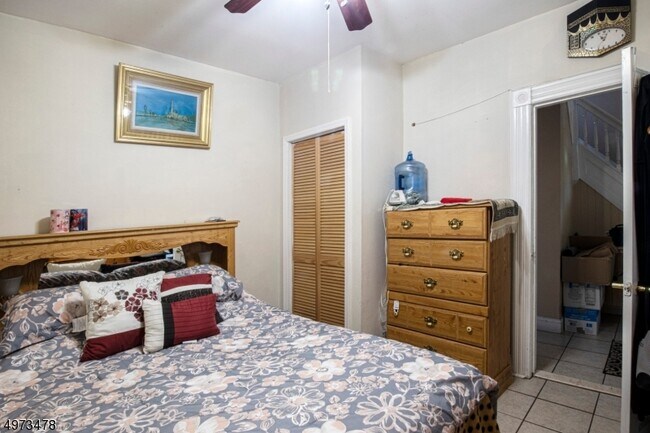 Foto del edificio - 339 Paxton St