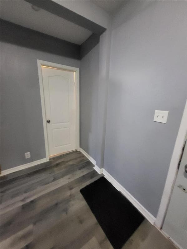 Building Photo - Charming 1 Bed / 1 Bath Main Floor Unit – ...