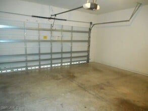 Building Photo - 9240 Gladiolus Preserve Cir