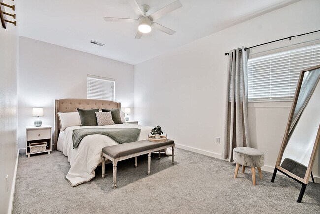 Foto del edificio - 512 SW B St