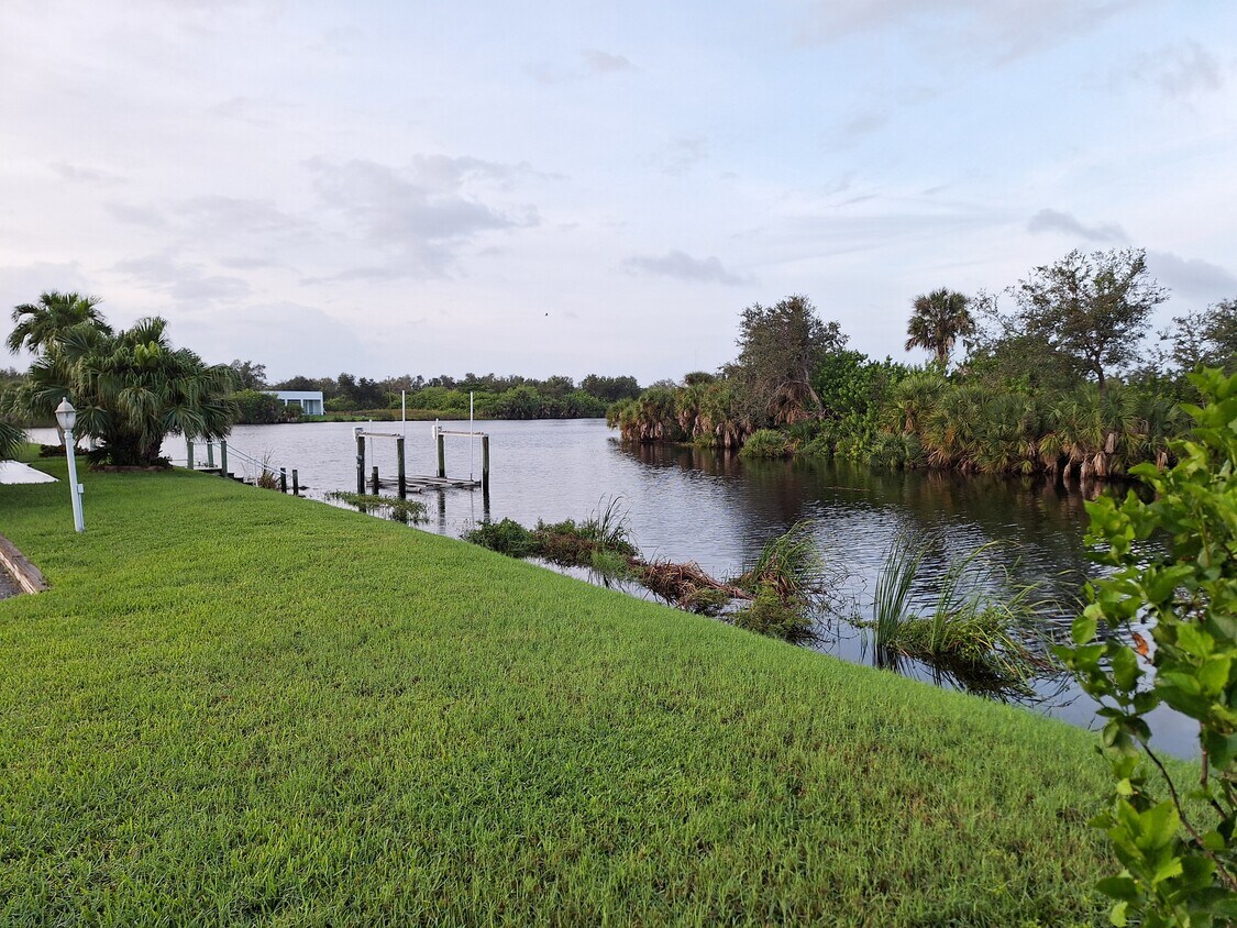 Waterview - 13100 S McCall Rd