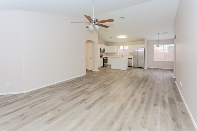 Building Photo - 2322 S 65th Dr