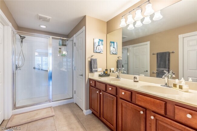 Building Photo - 7251 Salerno Ct