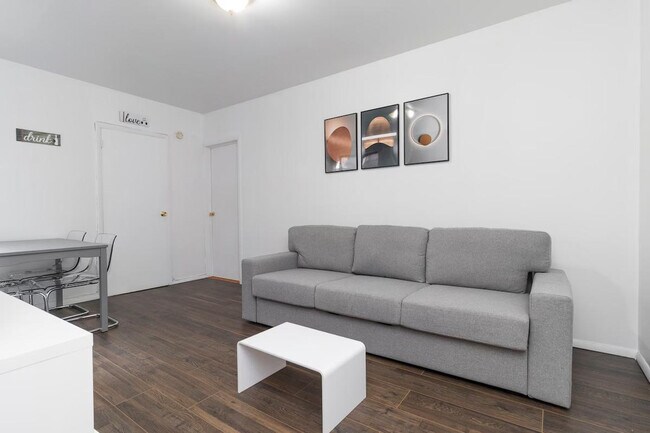 Foto del edificio - 1827 2nd Ave
