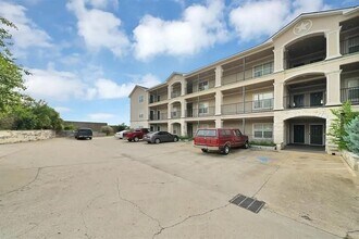 Building Photo - 7039 Kingston Cove Ln