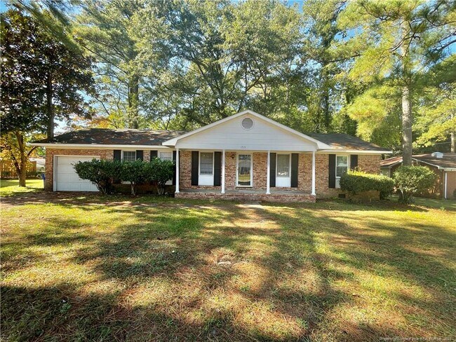 Building Photo - 1511 Palmer Dr