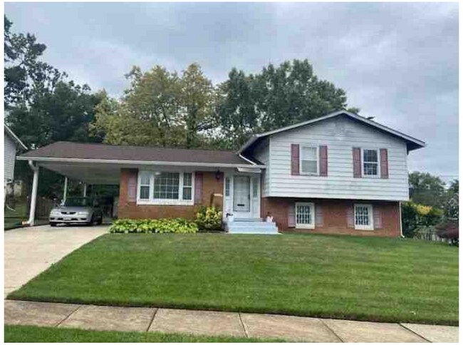 Building Photo - 4234 Kinmount Rd