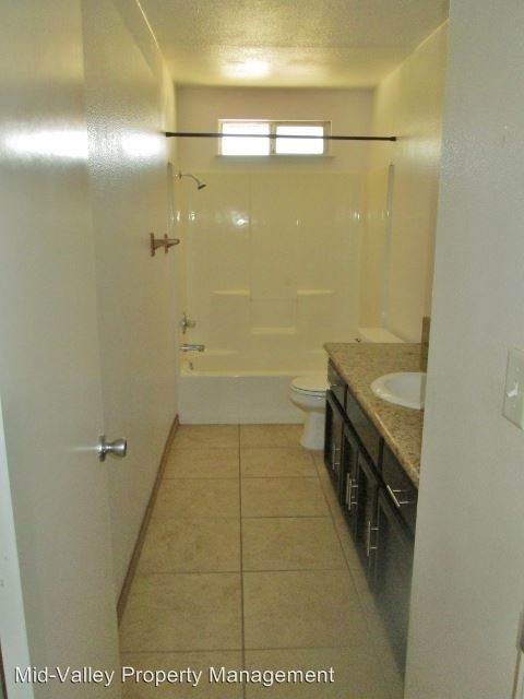 Foto del edificio - 3 br, 2 bath House - 1869 S. Holliday Street