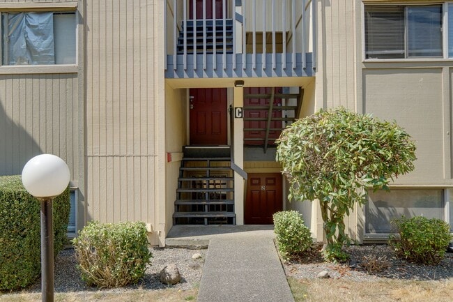 Building Photo - 31003 14th Ave S