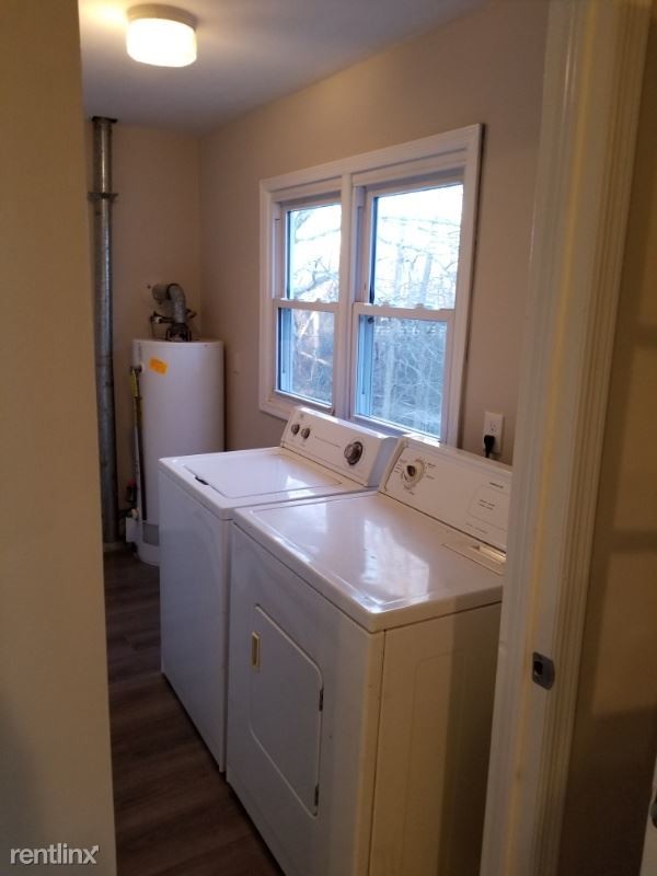 Foto del edificio - 26 Powell Ln