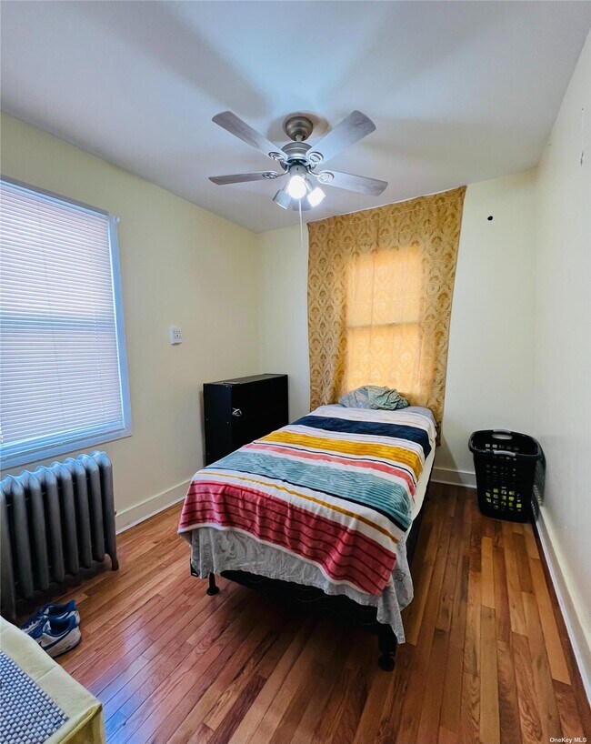 Foto del edificio - 109-36 207th St