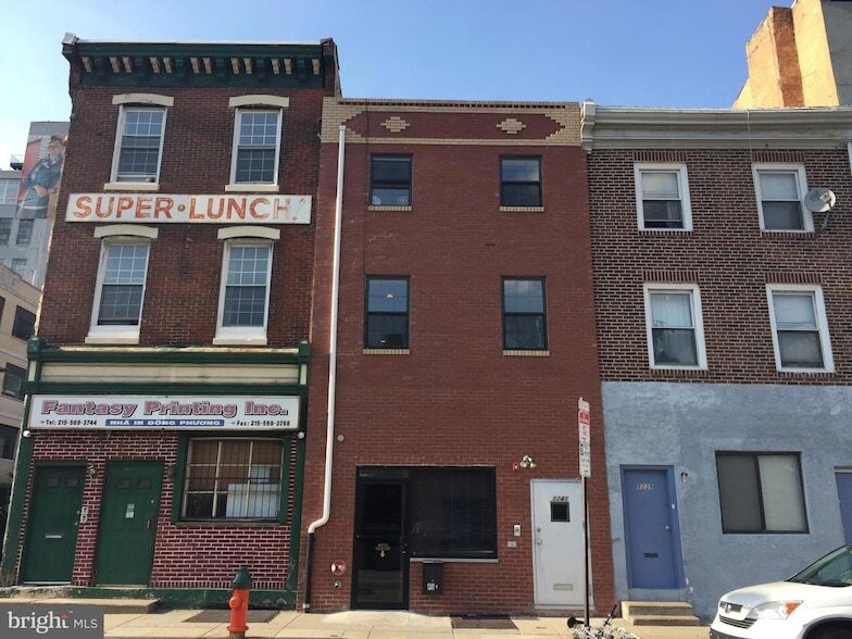 Primary Photo - 1241 Vine St