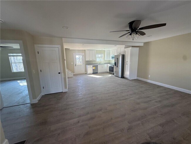 Foto del edificio - 200 Grand Oak Ln