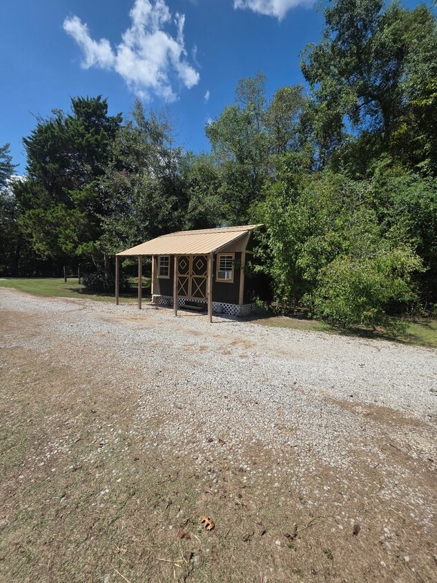 Building Photo - 577 John Dauzat Rd
