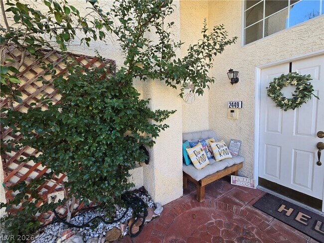 Foto del edificio - 2449 Sage Pointe Cir