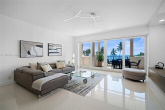 Building Photo - 19234 Fisher Island Dr
