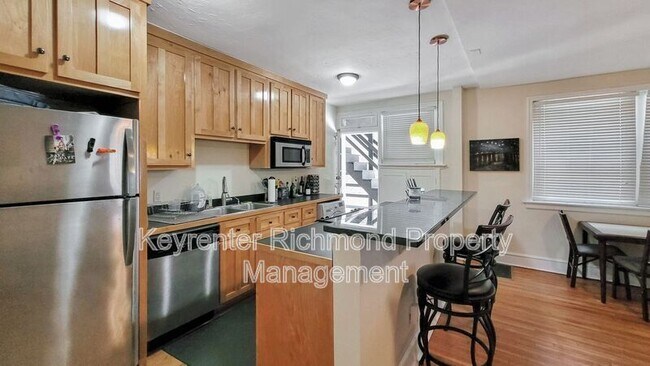 Foto del edificio - 2705 Hanover Ave