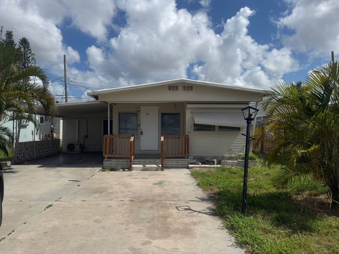 2 bed room one bath - 2 bed room one bath