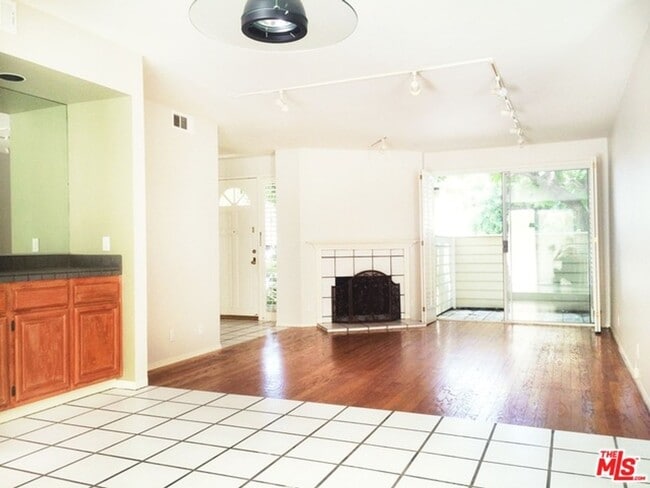 Foto del edificio - 3 Bedroom 2.5 bath Townhome