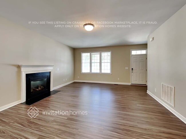 Building Photo - 308 Tarragon Trail