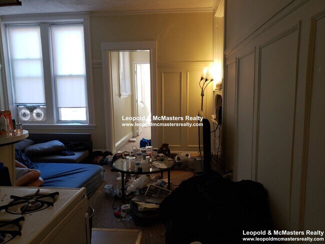 Foto del edificio - 1124 Commonwealth Ave