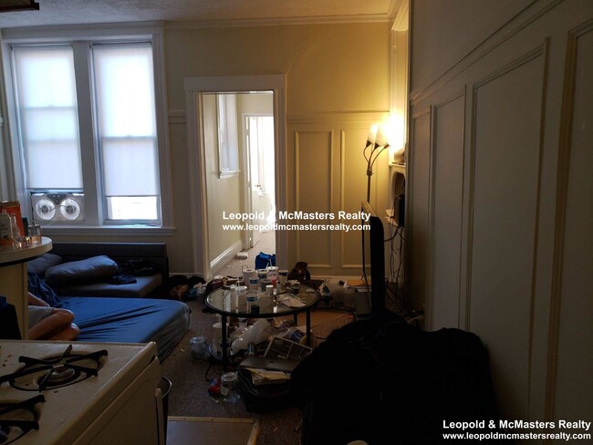 Building Photo - 1124 Commonwealth Ave