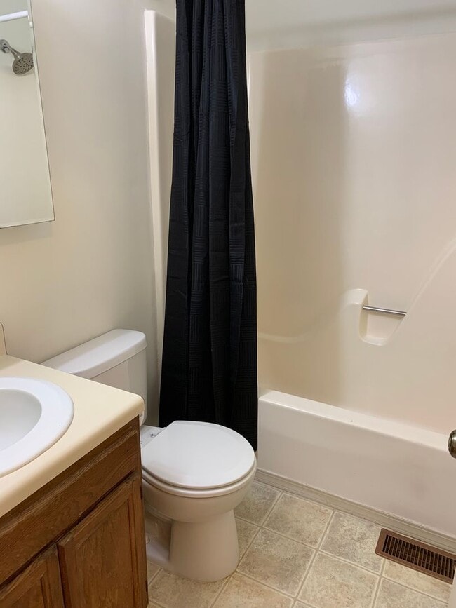 Foto del edificio - 4804  EM#16