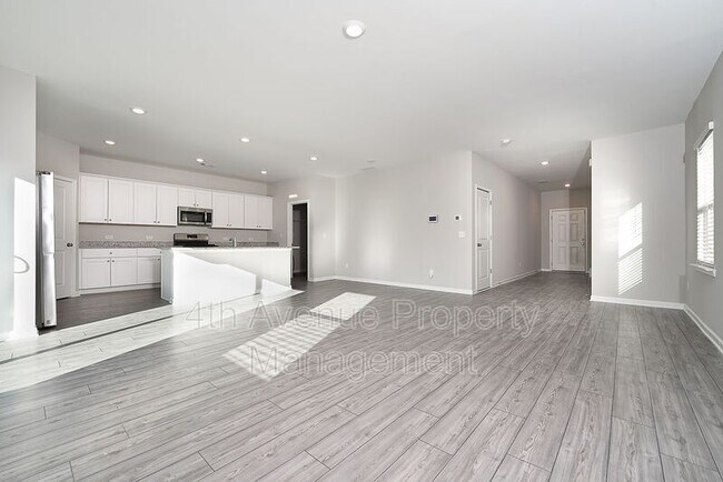 Foto del edificio - 4646 Waxwing St