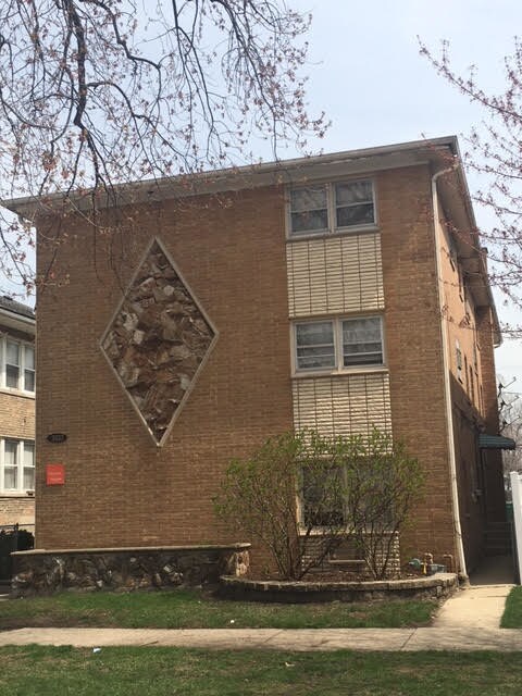 Building Photo - 3633 Clinton Ave