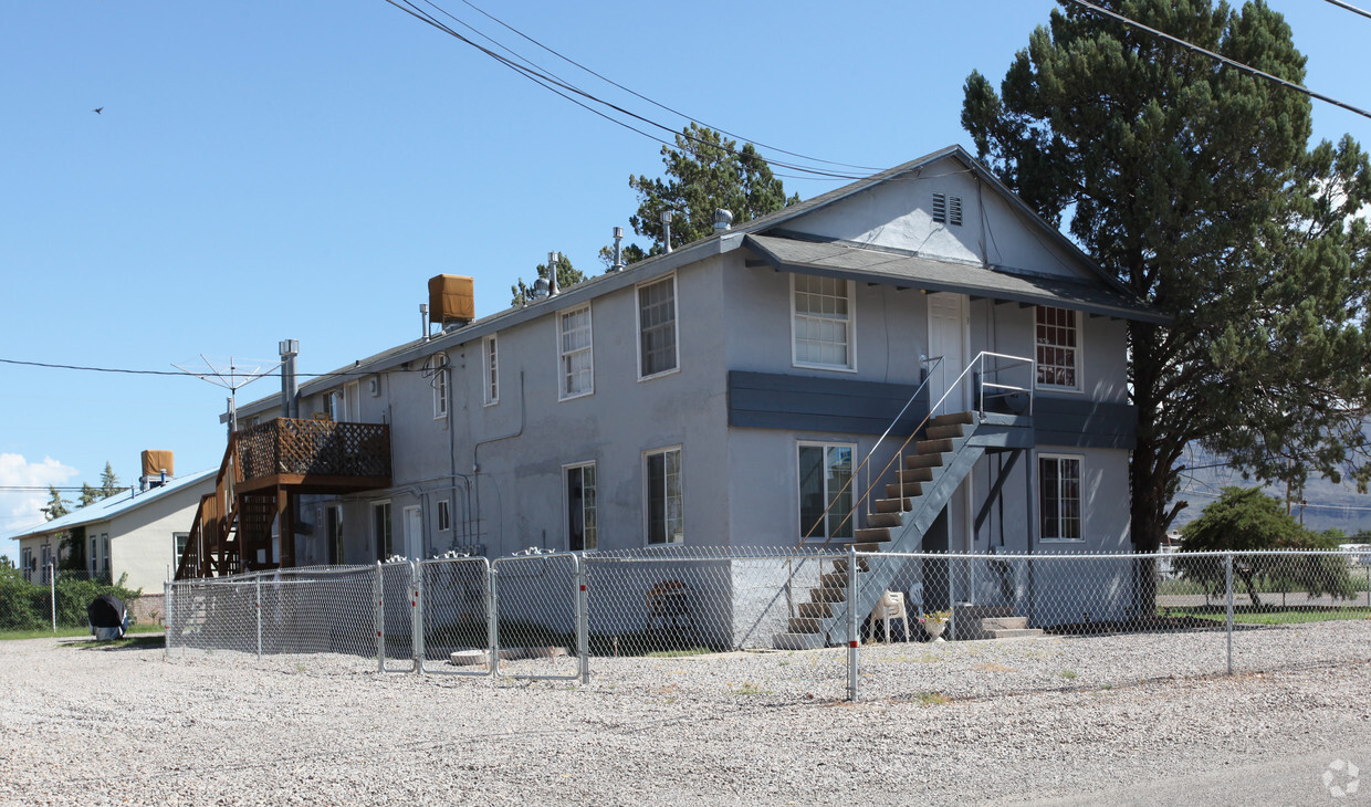 Building Photo - 1 Boles Ave