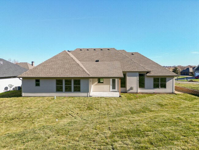 Foto del edificio - 1211 Shallow Ridge Cir