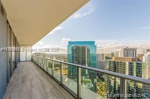 Building Photo - 1300 Brickell Bay Dr