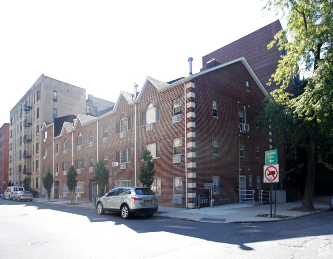 Foto del edificio - 600-608 Thwaites Ave