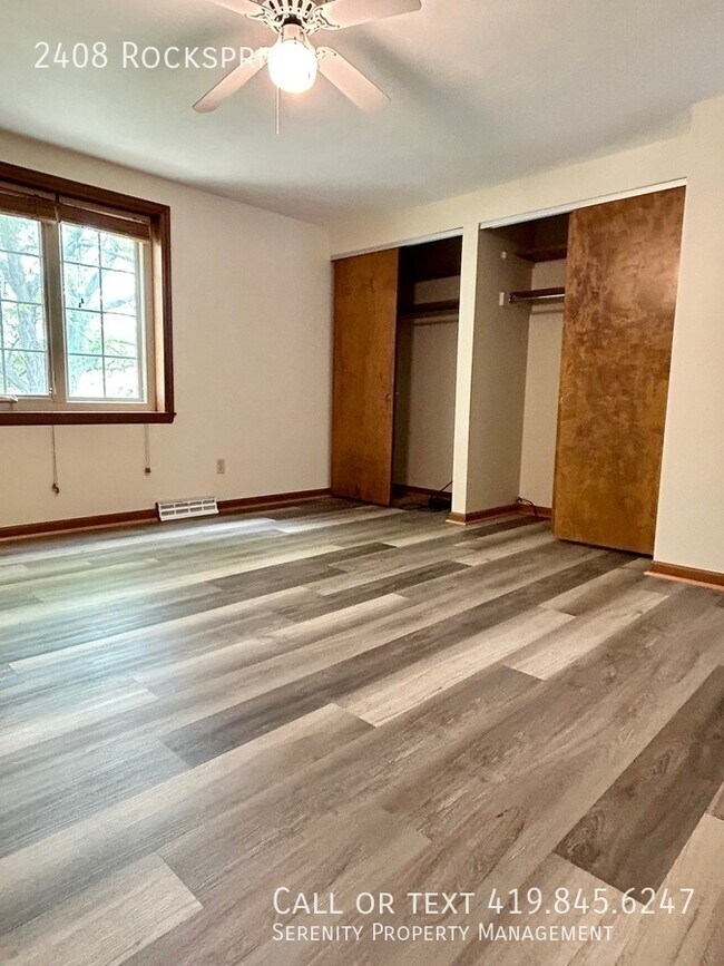 Building Photo - Must See! Adorable  Two Bedroom Townhome A...