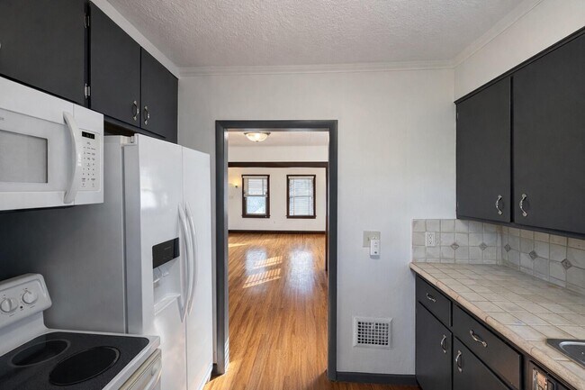 Foto del edificio - 1259 Humphrey Ave