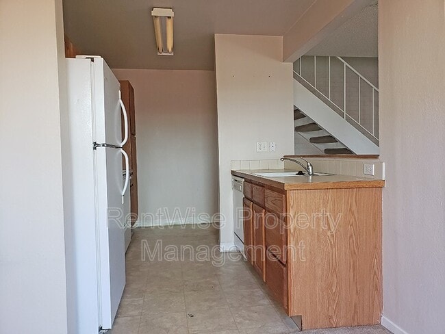 Building Photo - 5248 W Kootenai St