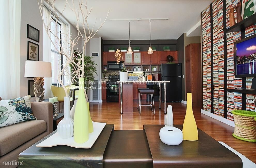 Foto principal - 3148 W Lake Ave
