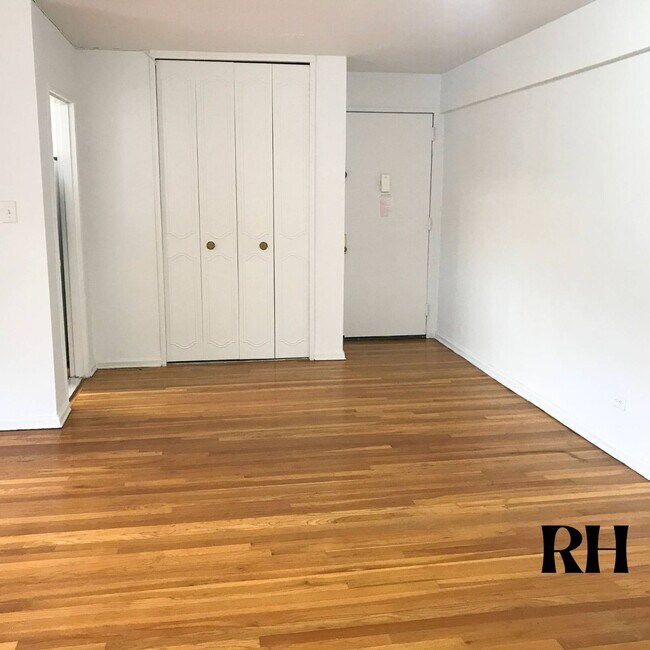 Foto del edificio - 1199 E 53rd St