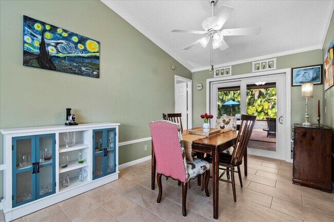 Building Photo - 1275 Summerwood Cir