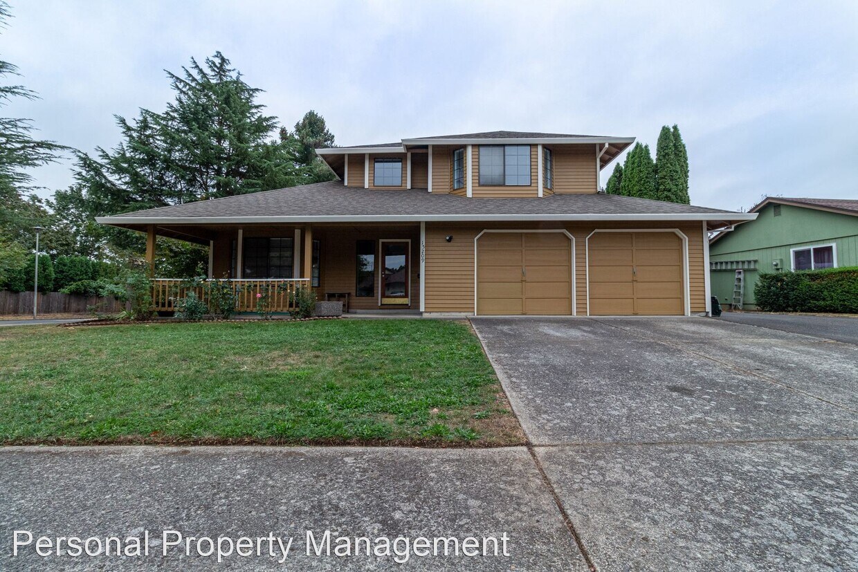 3 br, 2 bath House 15209 SE Sunpark Dr House Rental in Vancouver, WA