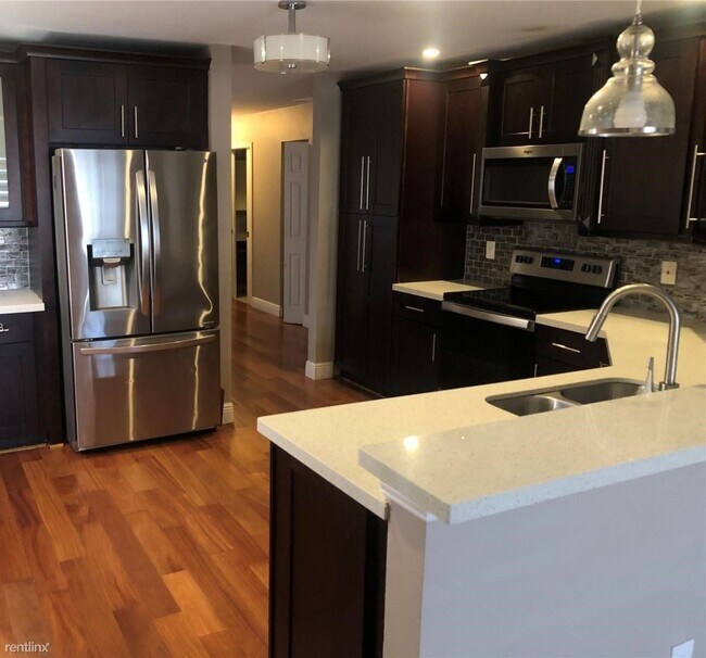 Foto del edificio - 3 br, 2 bath House - 12742 Southwest 20th ...