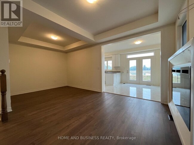 Building Photo - 50 Holcomb Ter