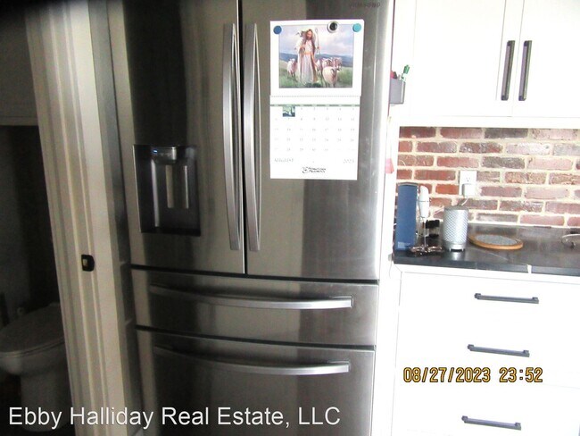 Foto del edificio - 1 br, 1 bath House - 100 E Main St C