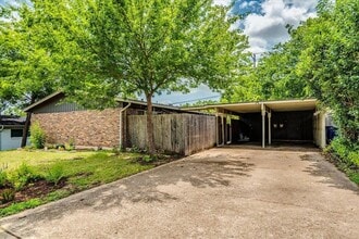 Building Photo - 1417 Braes Ridge Dr