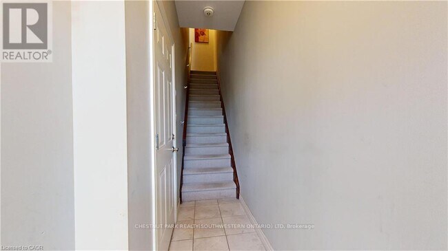 Building Photo - 94 Robert Peel Rd
