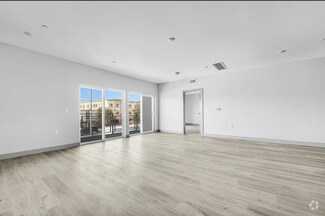 Building Photo - 7040 Woodman Ave