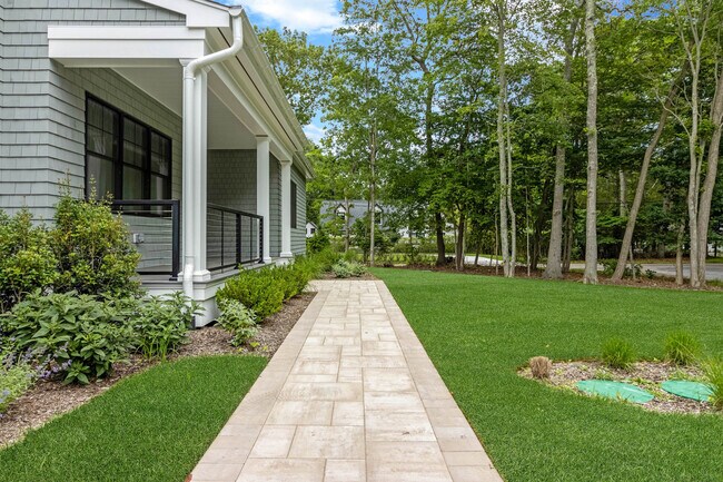 Foto del edificio - 1745 Stars Rd