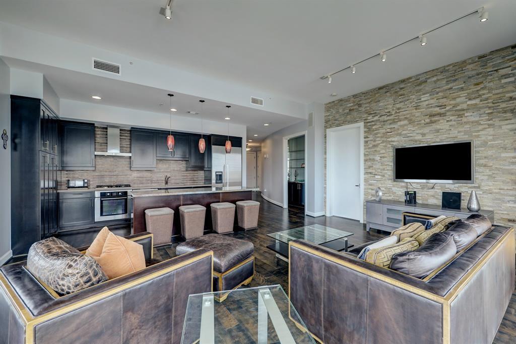 Foto principal - 2207 Bancroft Ln
