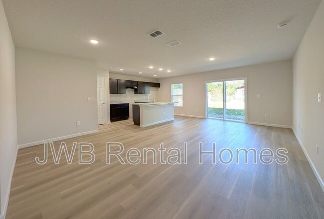 Building Photo - 1737 W 30th St