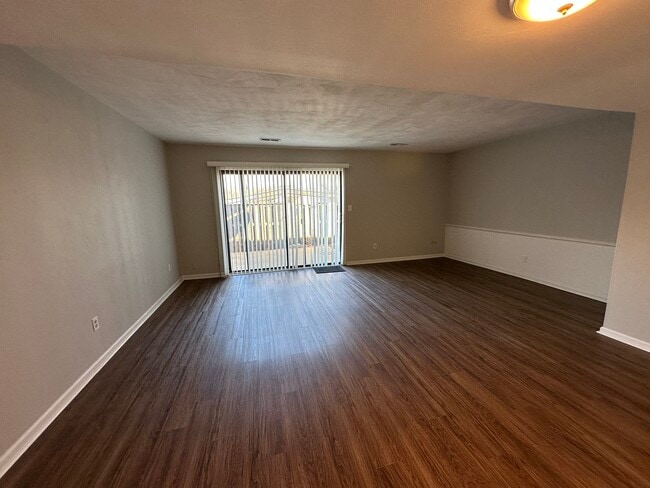 Sala y comedor - 3101 Link Rd